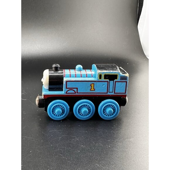 Thomas & Friends Wooden Railway Thomas Vintage 2003 Train Engine Blue Loose - Picture 6 of 9